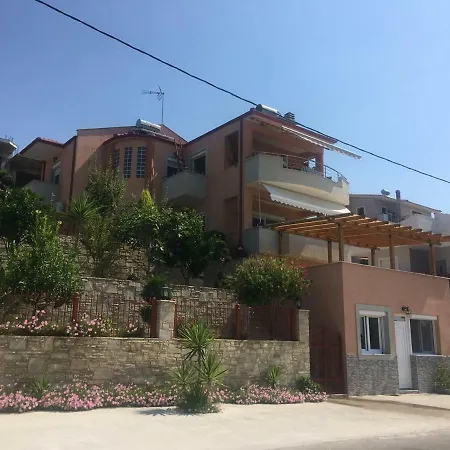 Manti Апартаменты Скала-Марион